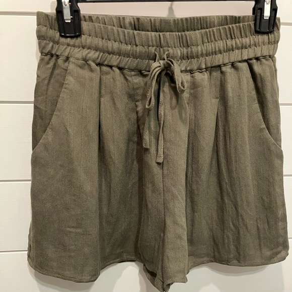HYFVE Pants - NWOT Linen Shorts